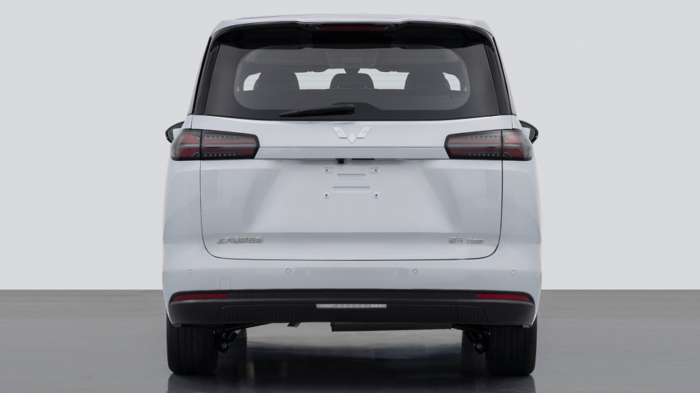  Wuling выпустит очередной стильный минивэн. Китайский «Ларгус» будет крупнее российского