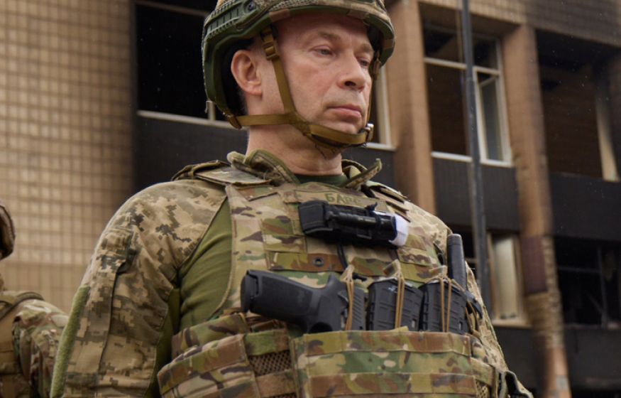 Главком ВСУ Сырский срочно посетил фронт. Что произошло?