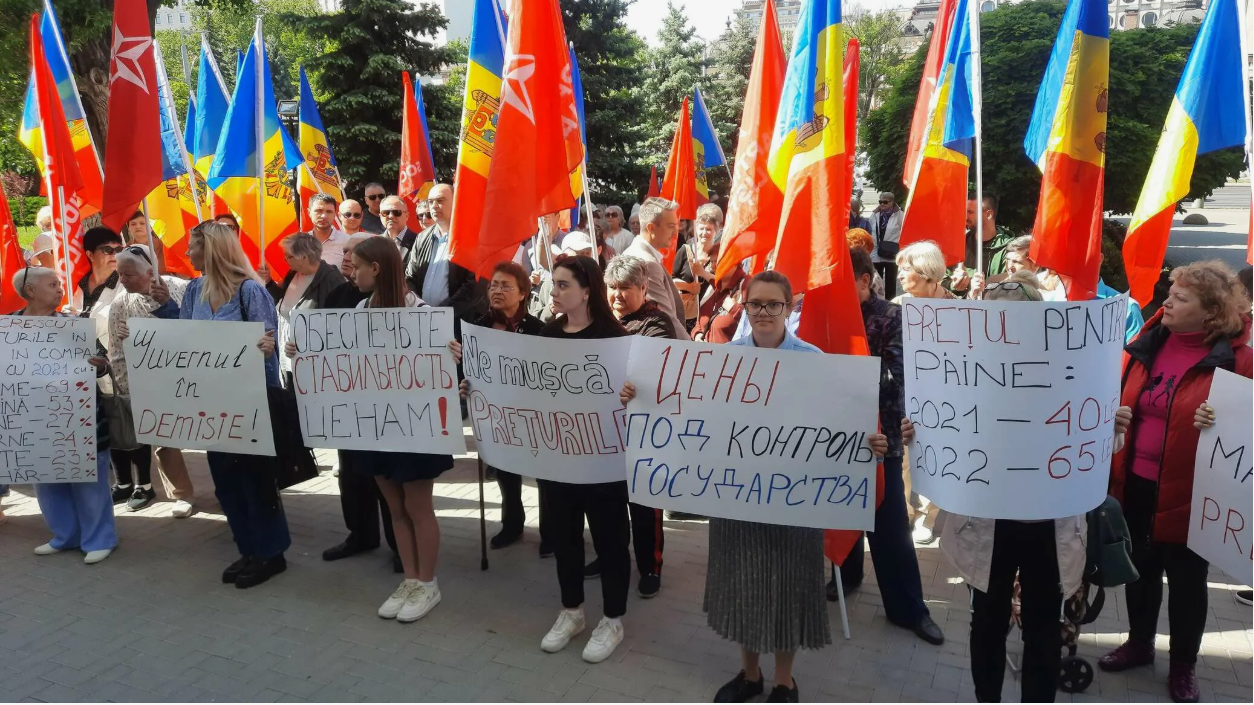 Граждане вышли против высоких цен на продукты. В Молдавии. Мы живём гораздо лучше