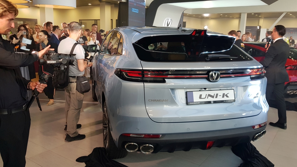 Changan начал продажи в Беларуси четырех моделей линейки Uni. Открыт первый автосалон