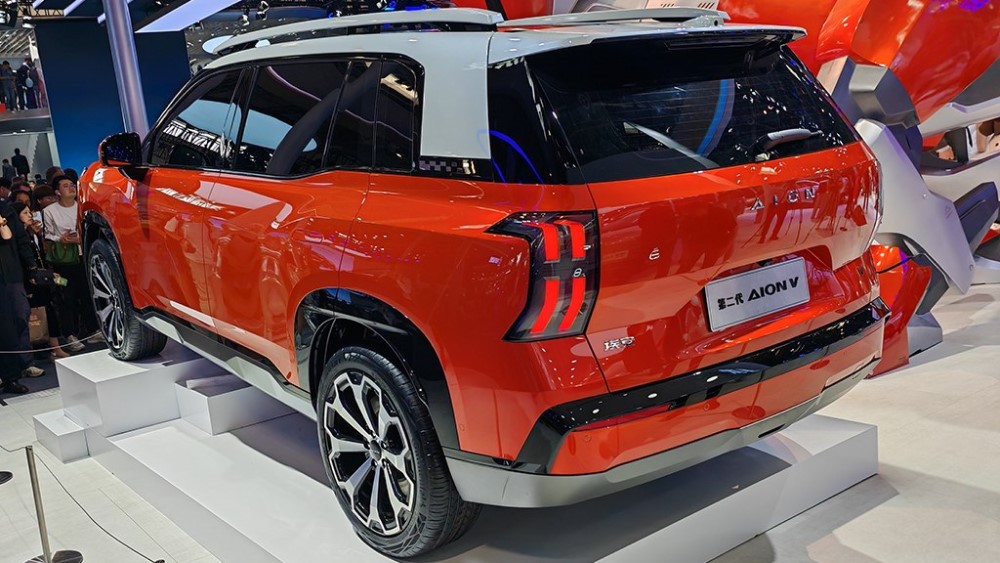 GAC привезет в Россию электромобили Aion и Hyptec. Что известно о новинках