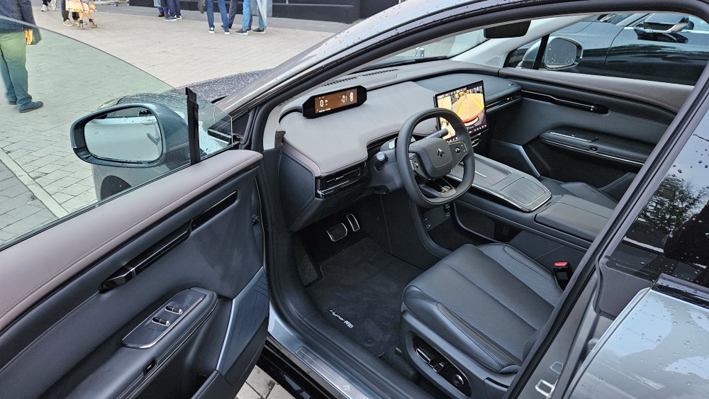 GAC привезет в Россию электромобили Aion и Hyptec. Что известно о новинках
