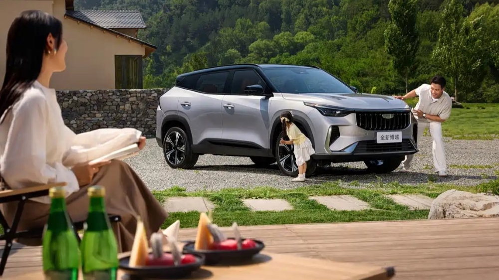  Geely Cityray получит новый дизайн. Кроссовер станет выглядеть проще