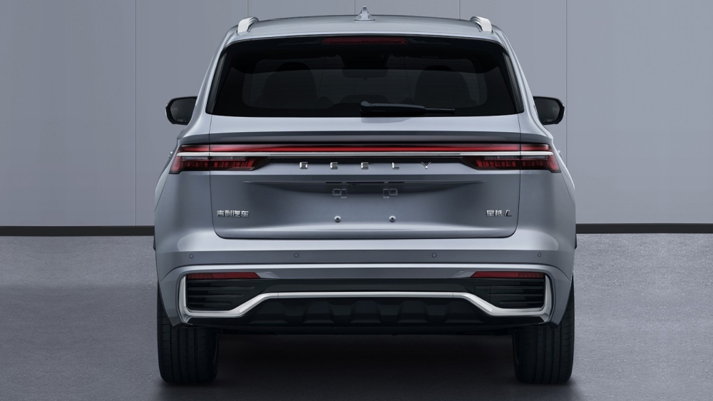Geely Monjaro получит новый двигатель на 272 л.с. Как еще изменится популярный кроссовер