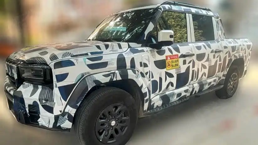  Jetour вывел на тесты флагманский пикап Zongheng F700. Он радикально отличается от концепта