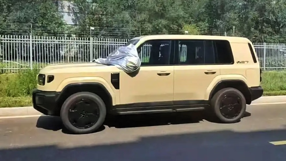 Кроссовер Chery iCar V27 заметили без камуфляжа. «Живые» фото и новые подробности