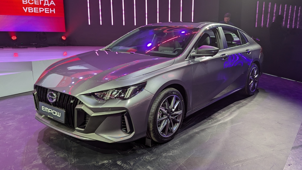  Куда улетел «Дракон»? В комплектациях и вариациях GAC GS8 расставлены все точки над «i»