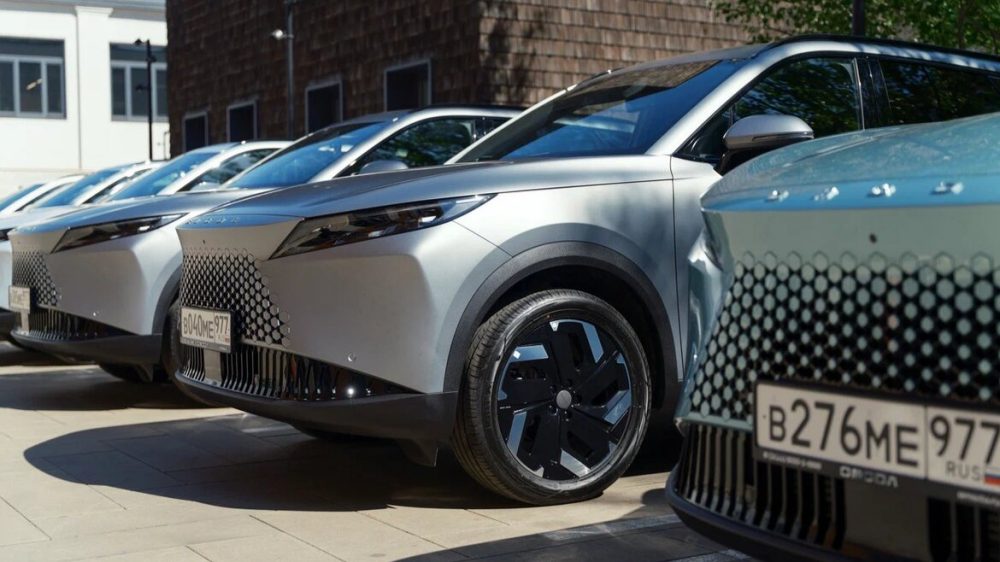 Любовь по размеру. Дилеры утверждают, что кроссовер Omoda C7 успешно стартовал в России
