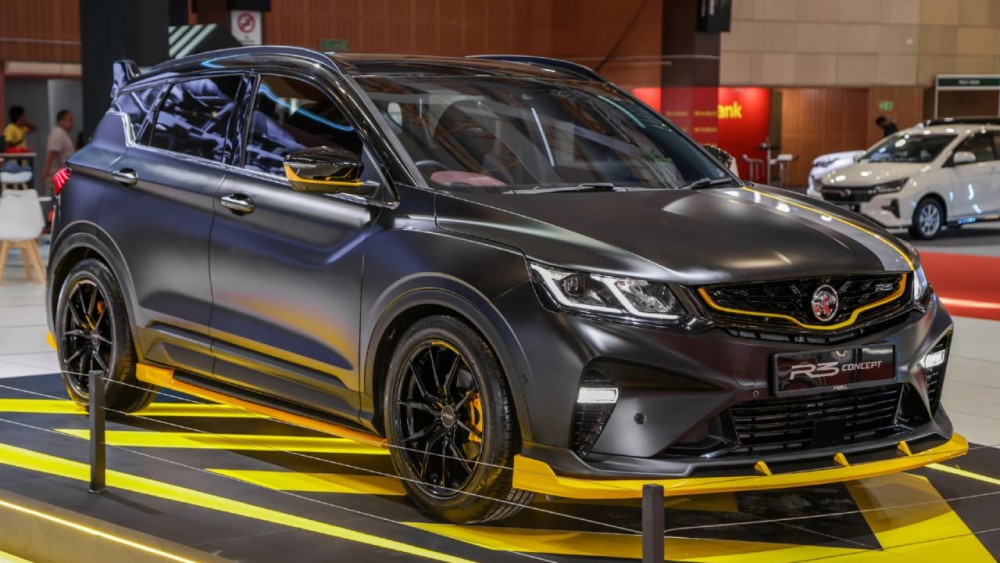  Новая копия Geely Coolray с уникальным интерьером вышла в продажу. Пока только в Малайзии