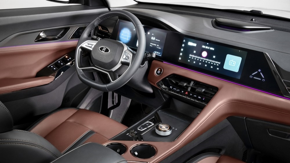Старт продаж кроссовера «Москвич 8» на базе JAC объявили в России. Цены и комплектации