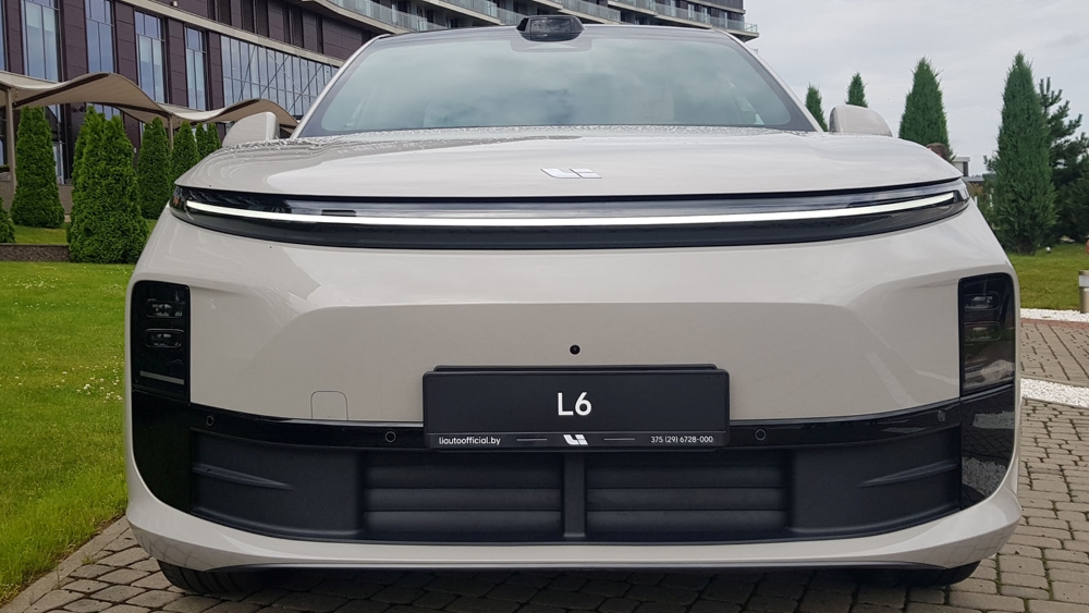Три модели Li Auto начали официально продавать в Беларуси. Сколько стоят и зачем переплачивать