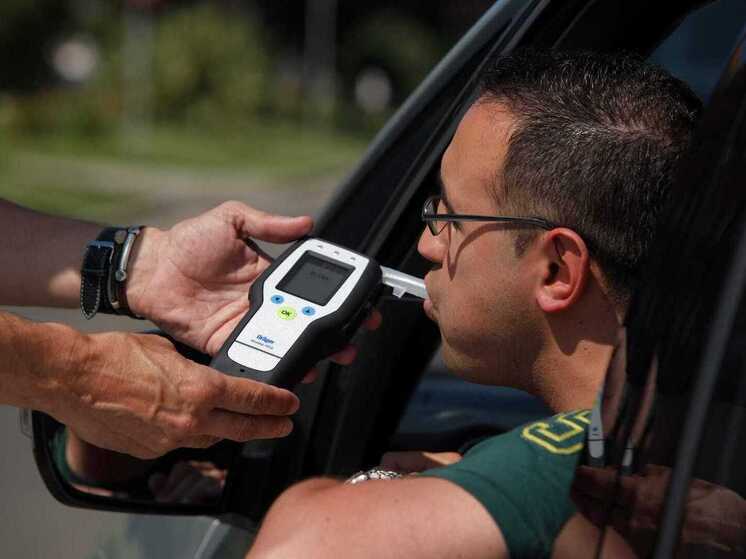 В Карелии дорожные полицейские проведут рейды по выявлению нетрезвых водителей