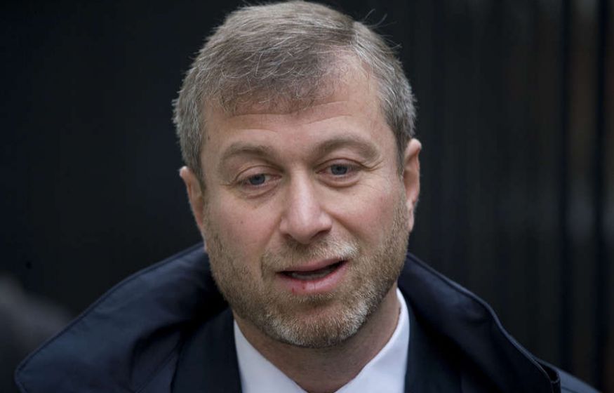 «Кремль поставил ультиматум Абрамовичу. Путин дал команду возвращать бизнес домой»: «Разведчик»