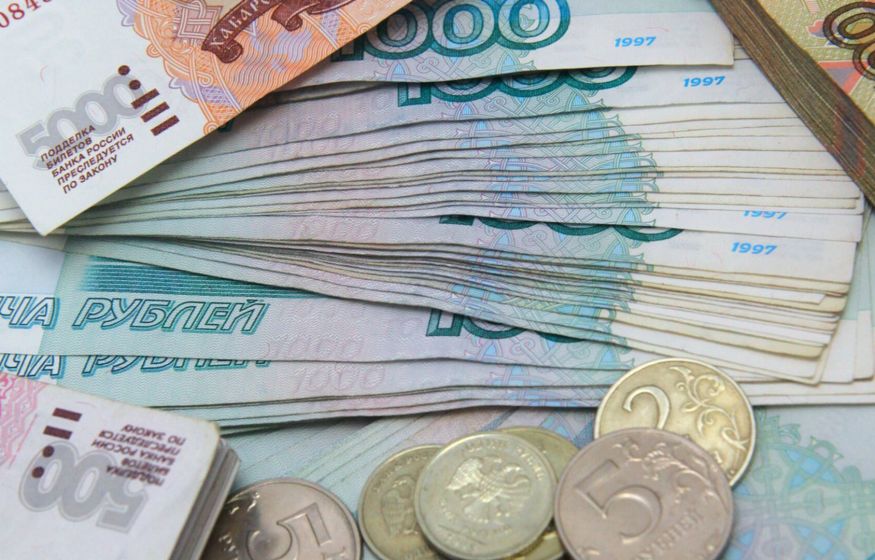 Каким категориям работников повысят оклады с октября? Анонс депутата