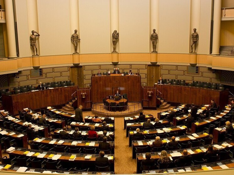 Стала известна личность наложившего на себя руки в здании парламента депутата