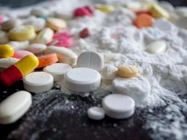 Жительница Санкт-Петербурга, испытывая финансовые затруднения, привезла наркотические вещества в Карелию с целью погашения долгов