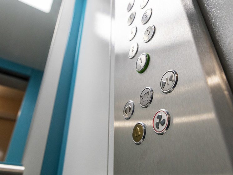 Из-за финансовых трудностей компания-подрядчик сорвала сроки установки лифтового оборудования в Костомукше