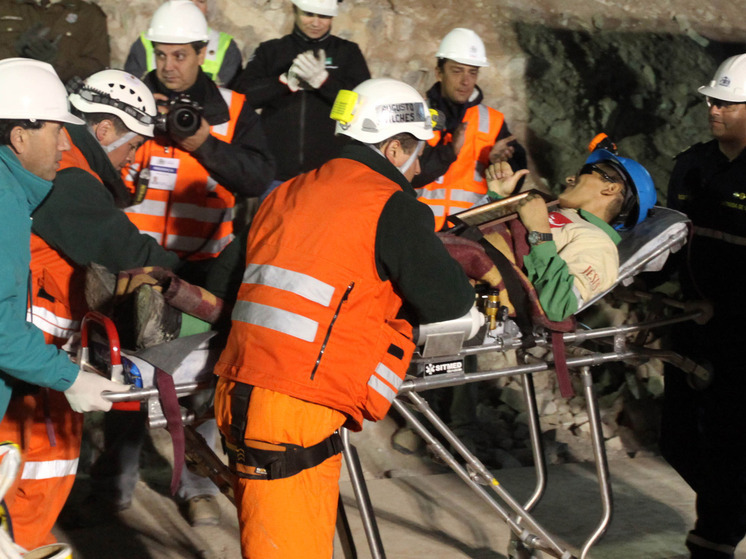 Найдено тело одного из попавших в подземную западню шахтеров