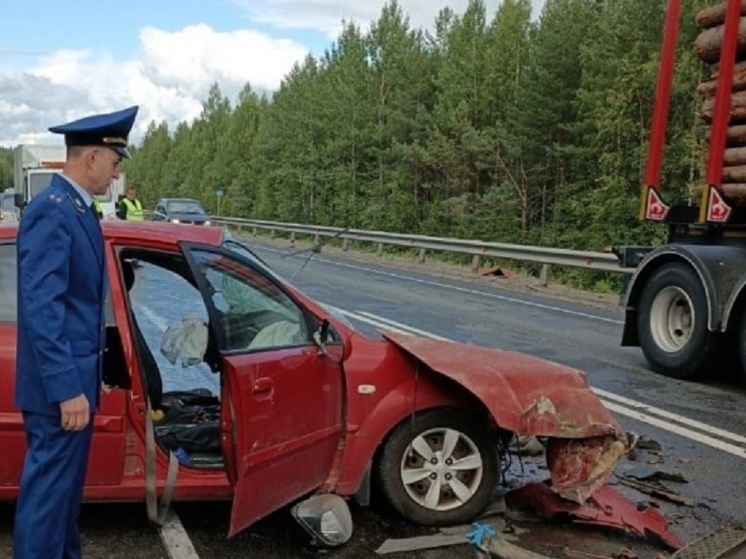 В Кондопожском районе в результате ДТП погиб водитель легкового автомобиля
