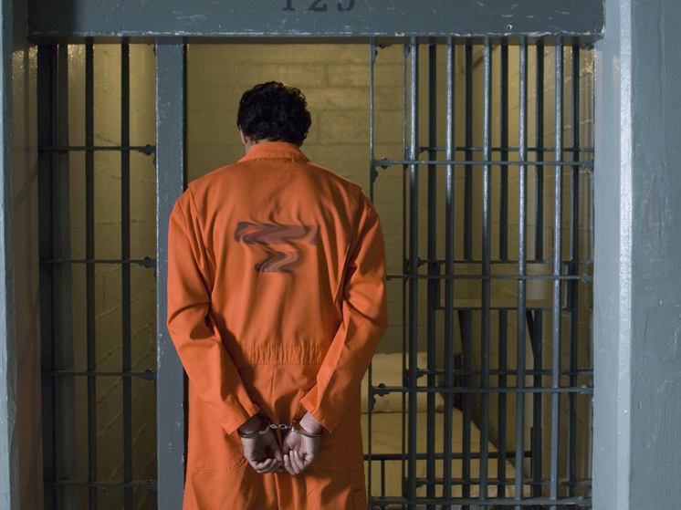 Бывший охранник женской тюрьмы приговорен за сексуальное насилие