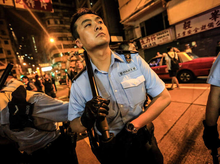 Публичное избиение школьницы тремя подростками вызвало массовое возмущение