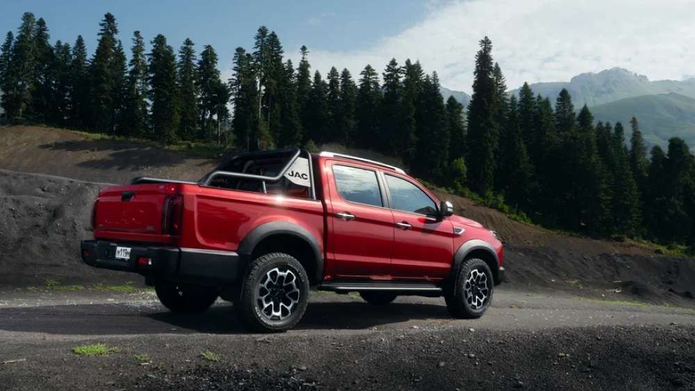  Цена дизельного пикапа JAC T9 TDi раскрыта в России. Изучаем оснащение