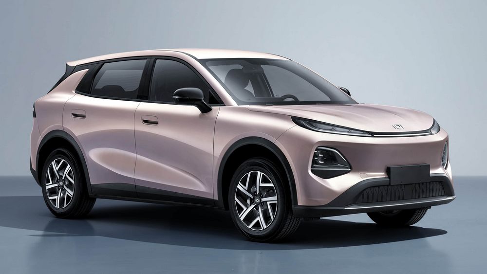  Changan показал новый кроссовер Nevo Q05. Основные характеристики уже известны