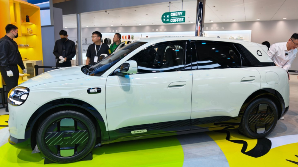 Chery возродила компакт QQ 3. Его прототип привезли на автосалон в Чэнду