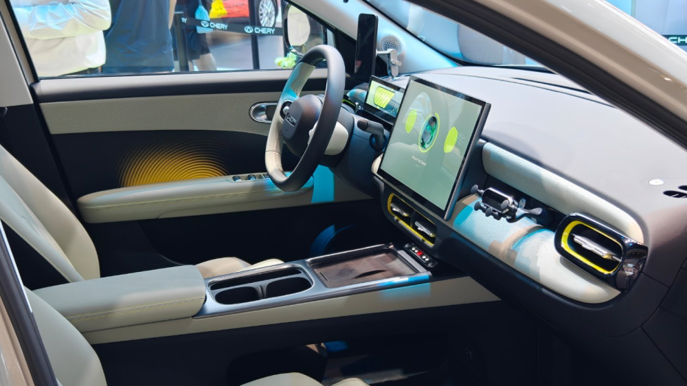 Chery возродила компакт QQ 3. Его прототип привезли на автосалон в Чэнду