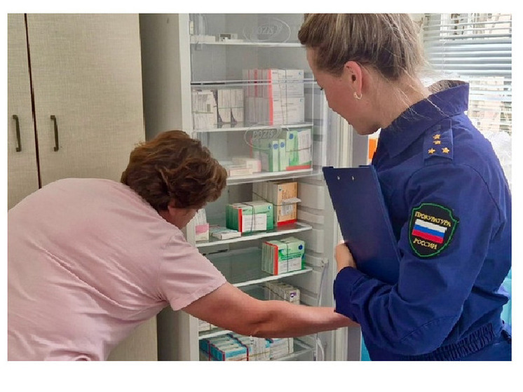 Прокуроры проверили информацию об отсутствии в больнице сыворотки против ядовитой змеи