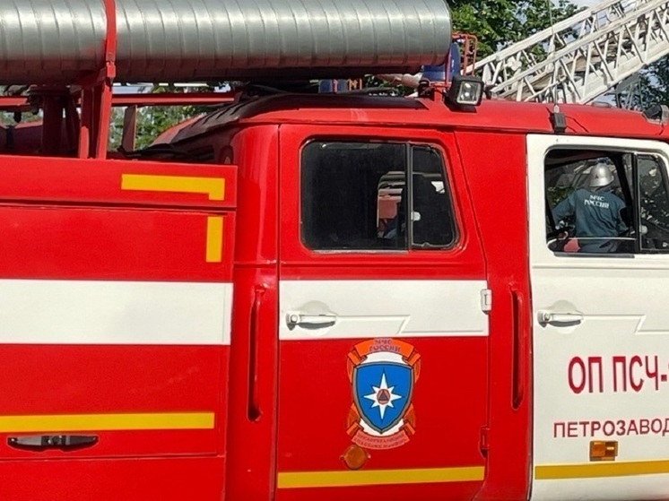 Пожарные эвакуировали Госпиталь ветеранов войн в Петрозаводске