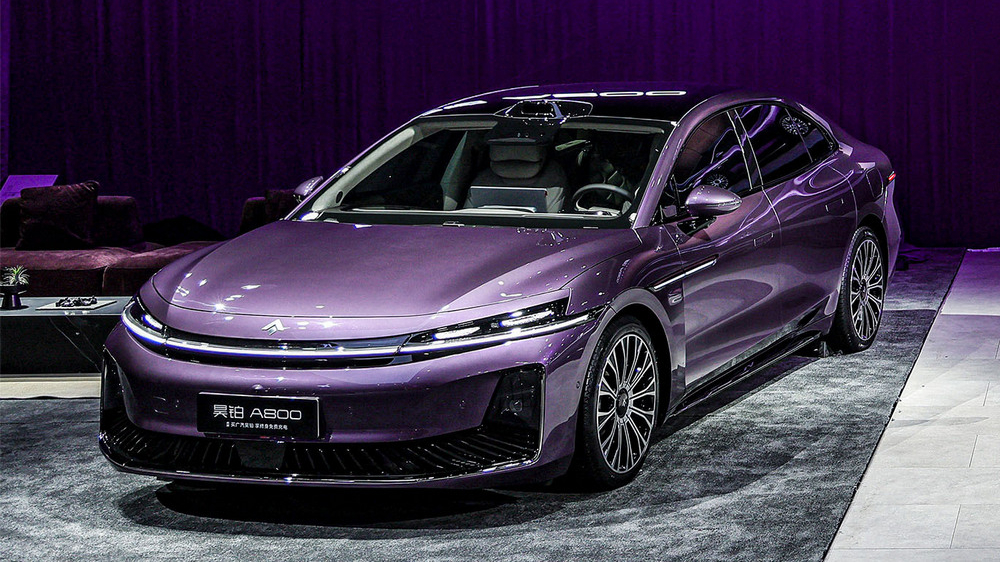 GAC показал представительский седан Hyptec A800. Автомобили этого подразделения ждут в России
