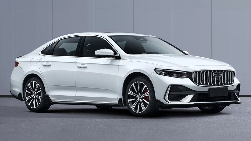  Geely тестирует в Китае обновленный седан Preface 2026 года. Характеристики и фото
