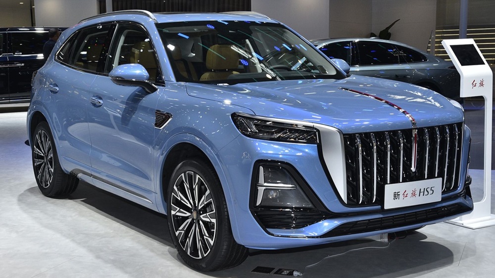 Hongqi выпустит новый кроссовер HS6. Что о нем уже известно