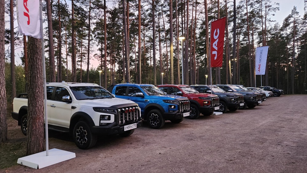  JAC Motors анонсировала в России дизельный пикап T9 TDi. Как оснащается и сколько стоит