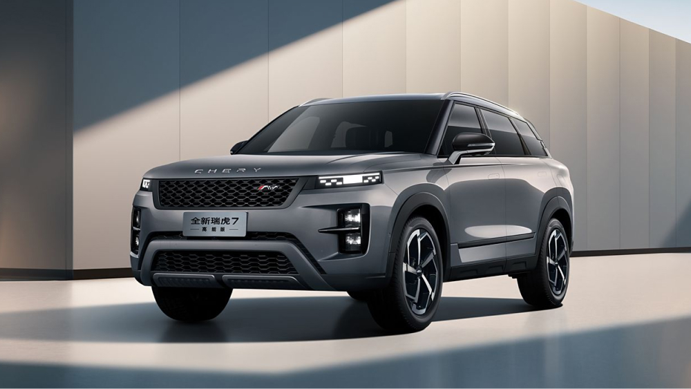 Jaecoo J7 с внешностью в стиле Range Rover появится в России. Что о нем известно