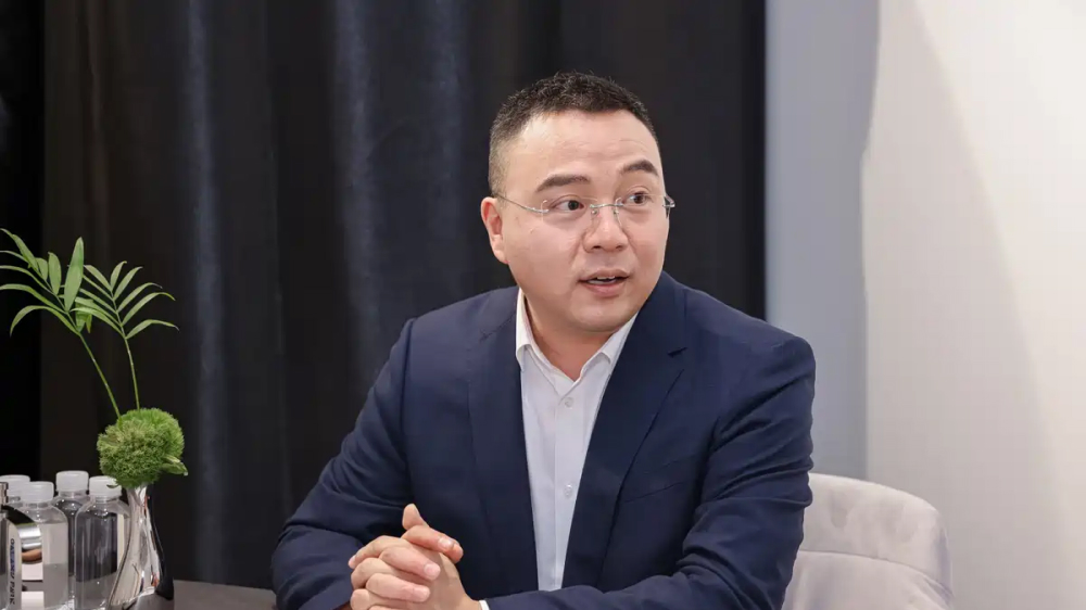 Обновленные Geely Monjaro и Preface появятся в Китае в октябре. Что о них известно