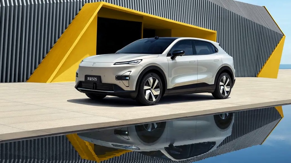 Обновленный Changan Deepal S05 представили в Китае. Эту модель ждут в России
