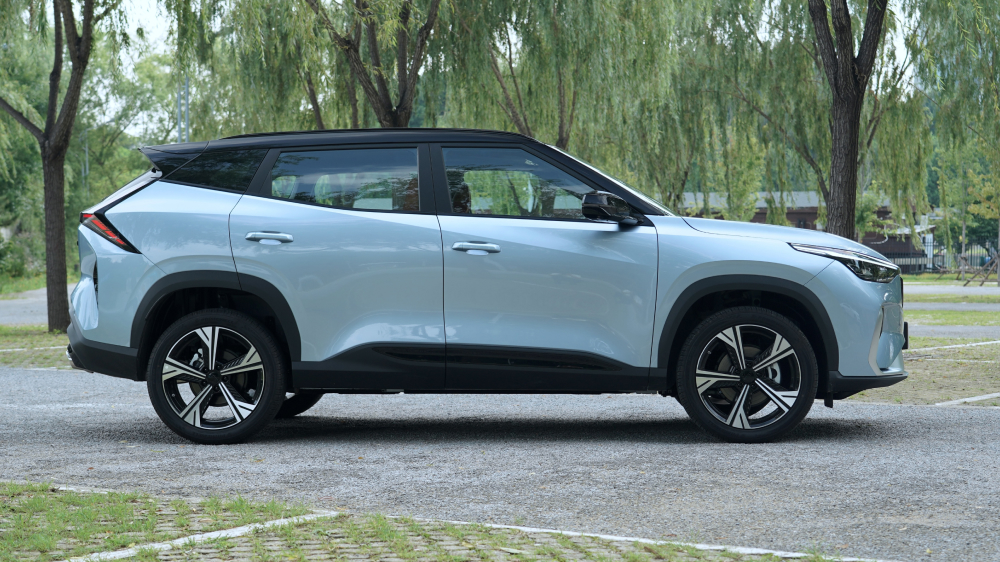 Обновленный кроссовер Geely Cityray начали продавать в Китае. Цены и комплектации