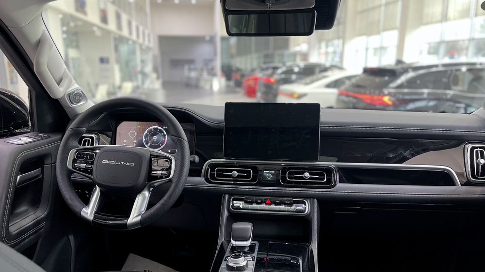  «Оставим интригу до старта продаж». Можно ли сегодня купить внедорожник BAIC BJ60 в России?