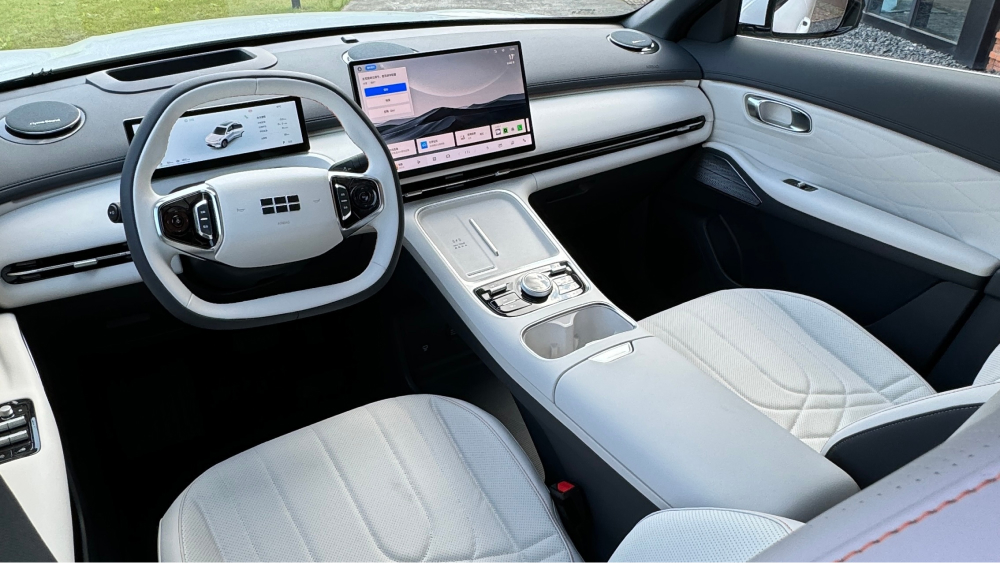  Примерная цена Geely Galaxy Starship 7 стала известна в России. Новинка будет дешевле EX5