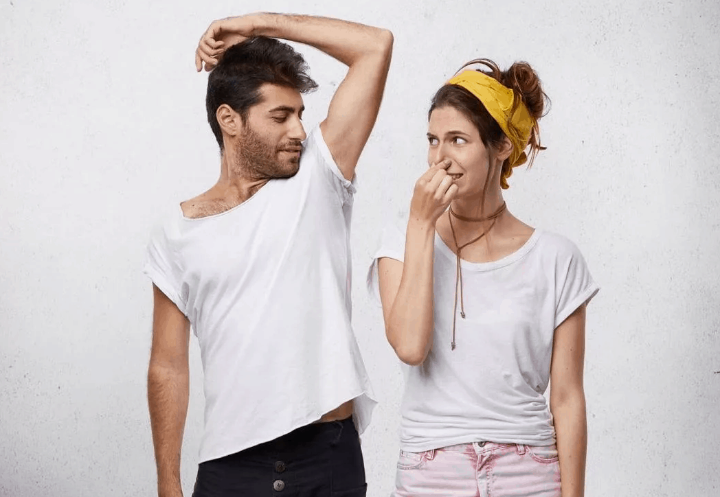 От Сотрудника Пахнет Потом