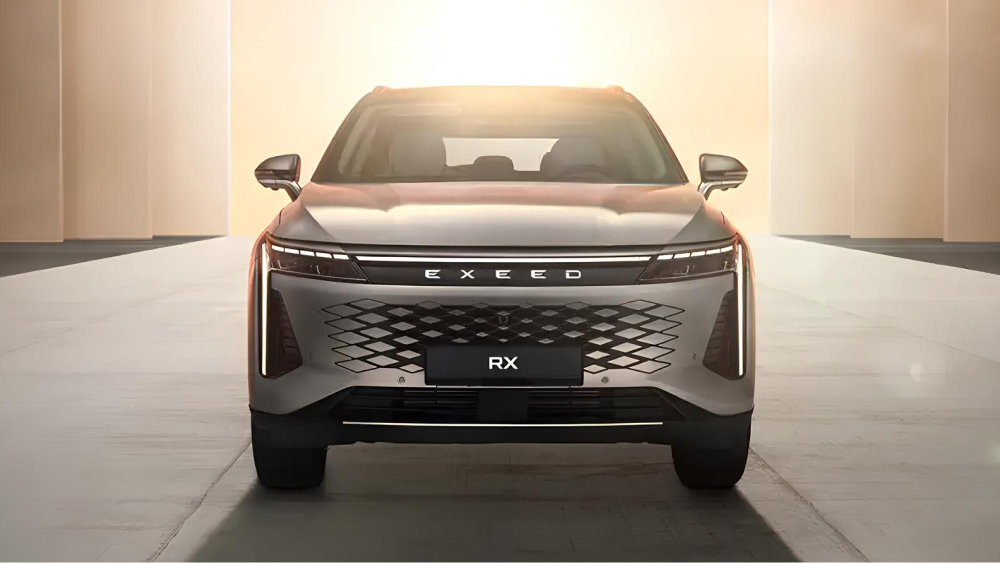 Теперь и с «автоматом». Купе-кроссовер Exeed RX обновили в Казахстане