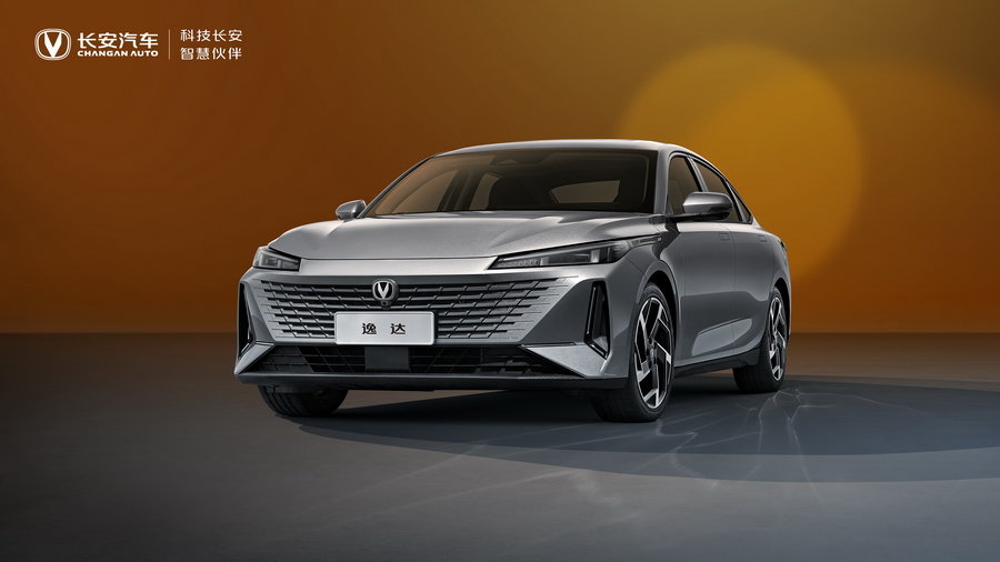 В Китае начались продажи нового Changan Eado. В России этот седан знают под другим названием