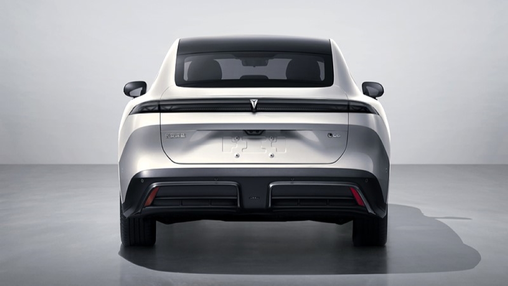  В Китае раскрыли характеристики нового Changan Deepal L06. Он станет первым седаном бренда