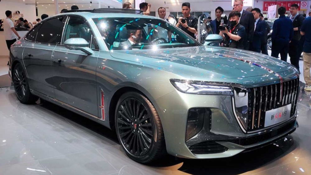 В России для спецслужб закупили партию новых Hongqi H9. Официально эти седаны не поставляются