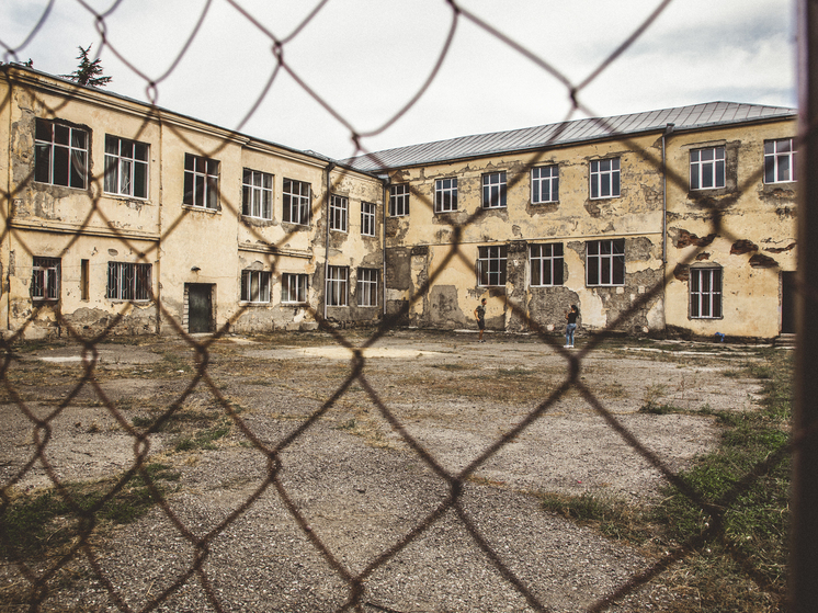 В России растет число женщин с судимостью: эксперты выяснили причину