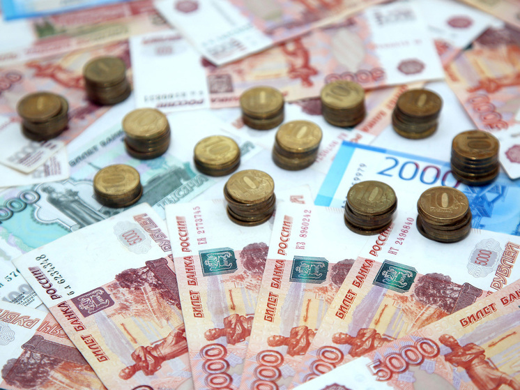 Гонка зарплат стирает грани между бедными и богатыми россиянами