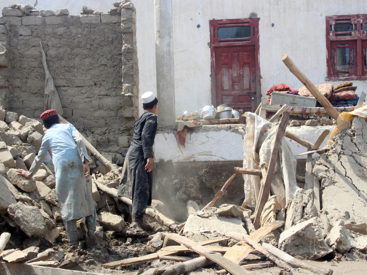 Минимум 250 человек погибли в результате землетрясения