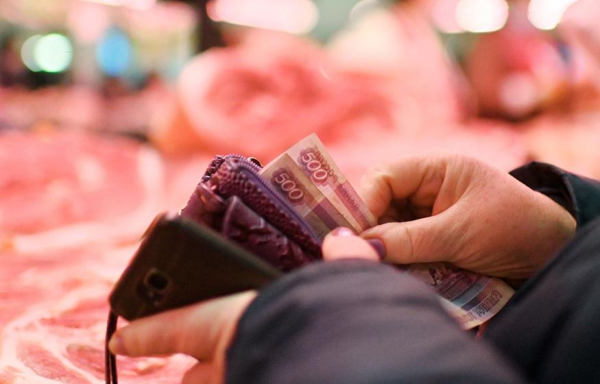 «Хватит жить впроголодь»: Реальный МРОТ должен быть 60 тысяч